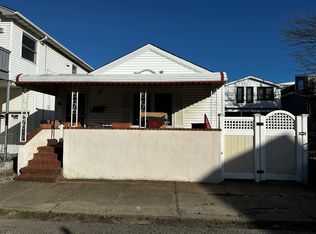90 Nevada Ave, Long Beach, NY 11561