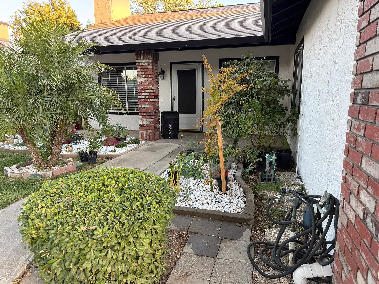3 bed, 1134 sqft, $2,800 — Photo 3