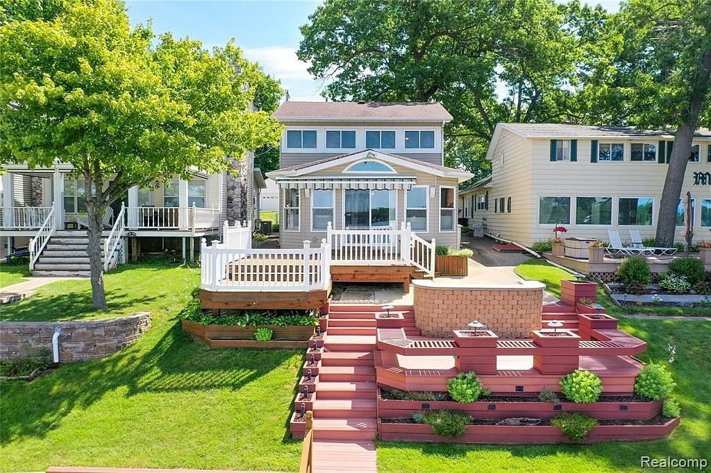 2286 Bartlett Rd, Pleasant Lake, MI 49272 Zillow