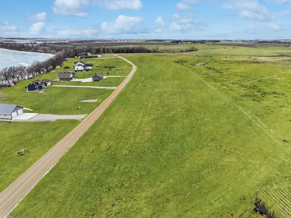 9 Jayvee Ln, Garvin, MN 56132