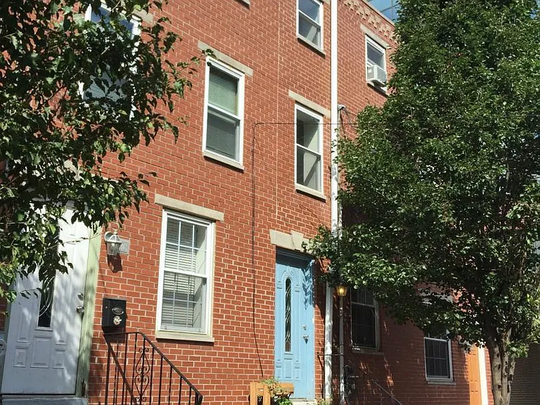 614 S Clarion St — Photo 1