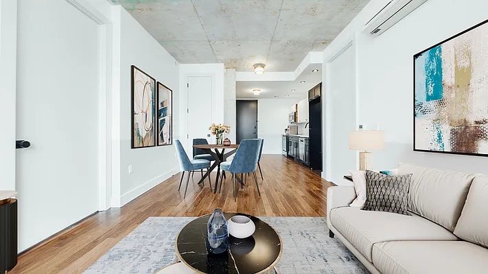 Rented by Nooklyn NYC LLC | media 104