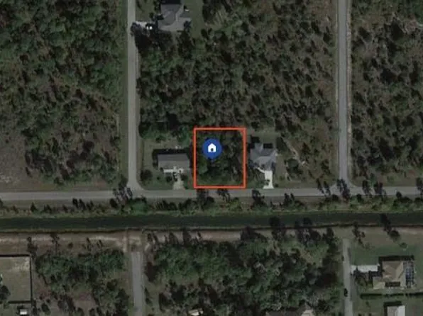 404 W 8th ST, LEHIGH ACRES, FL 33972
