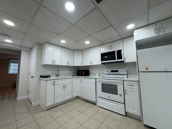 (undisclosed Address), Farmingville, NY 11738
