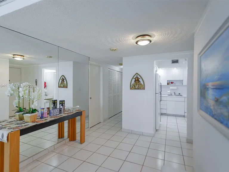 1980 S Ocean Dr #5E — Photo 14