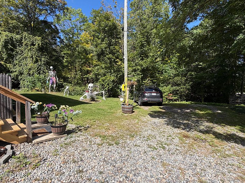 3rd image of 2521 NYS Route 9N