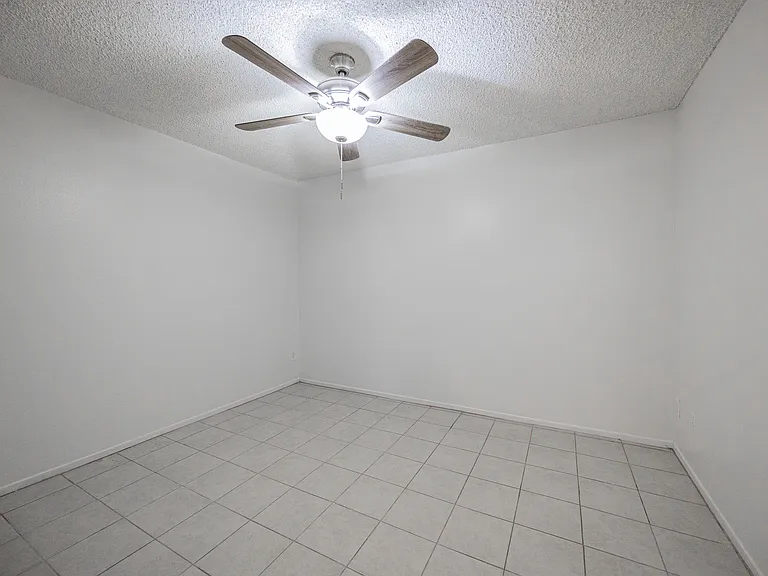 925 W Peoria Ave #29 — Photo 13