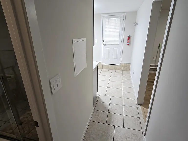 117 Riverview Ave — Photo 6