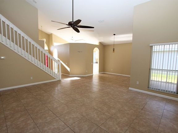 3rd image of 1720 Pine Bay Dr