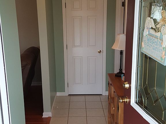 3rd image of 452 Bowers Park Cir