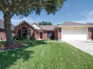 4318 Sugar Bars Dr, Friendswood, TX 77546