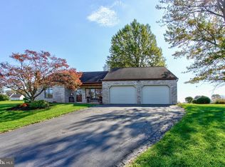 107 Tracy Ct, Willow Street, PA 17584