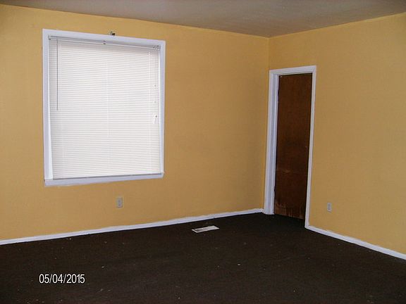 3rd image of 612 Vista Ln