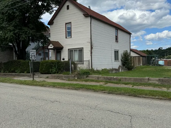 608 Constitution Blvd, New Kensington, PA 15068