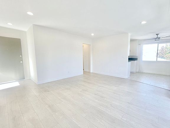 3rd image of 3667 Veteran Ave APT 3