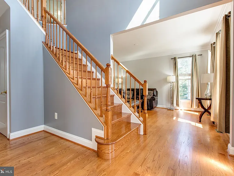 2191 Oak Forest Dr — Photo 9