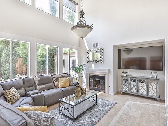 5th image of 4015 Lylewood Ct