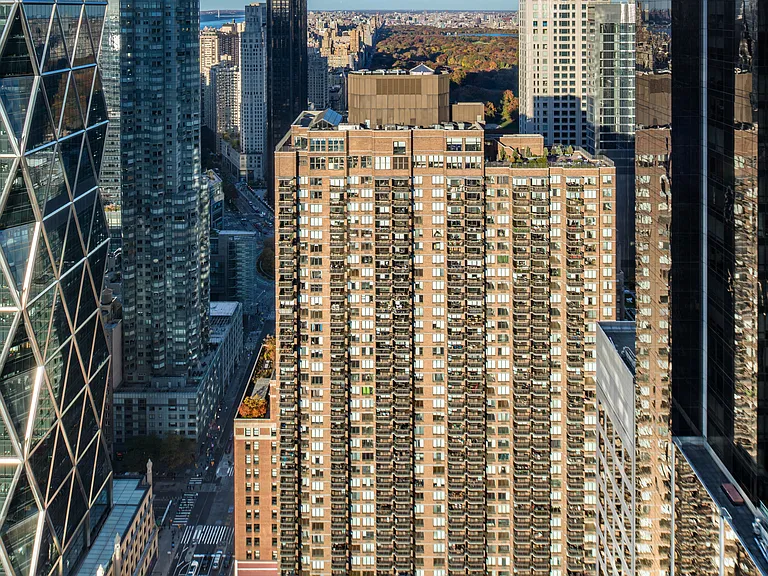 235 W 56th St #36M — Photo 39