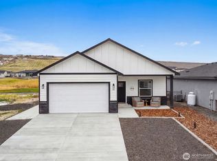 6697 Club House Dr SE, Othello, WA 99344
