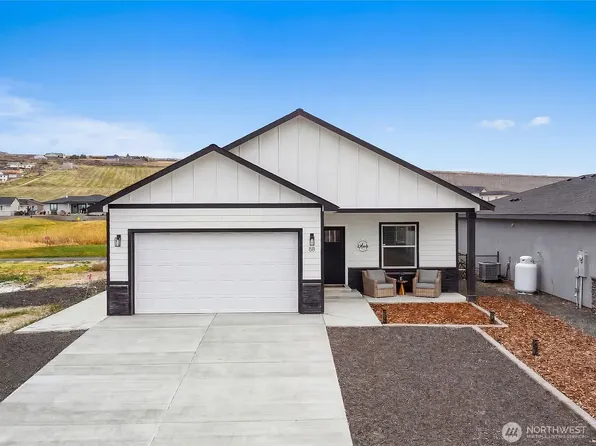6697 Club House Dr SE, Othello, WA 99344