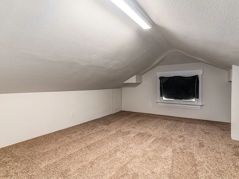 2227 S Grand Blvd — Photo 19