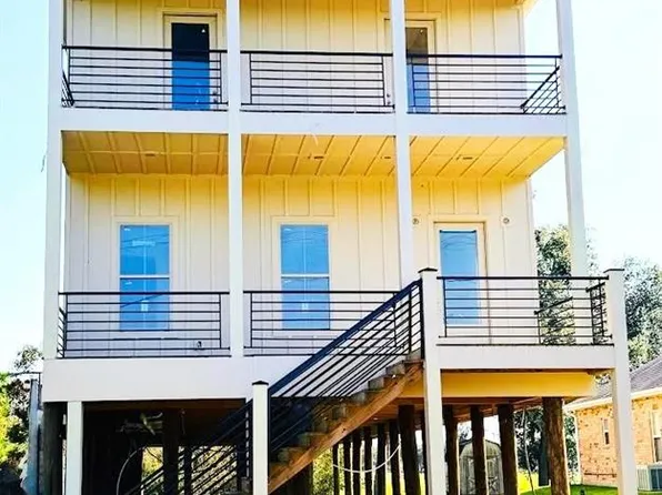 7917 Barataria Blvd, Marrero, LA 70072