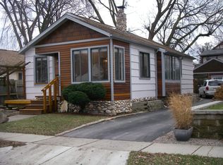 1228 Cole St, Birmingham, MI 48009