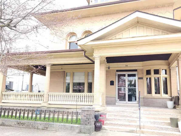 16 E Broadway St, Wellston, OH 45692