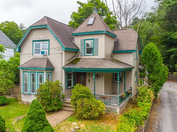 114 Pleasant St, Orange, MA 01364