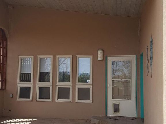 2nd image of 4 San Davie