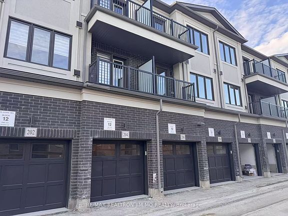 3rd image of 204 Matawin Ln