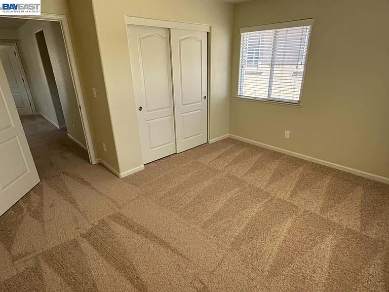 17359 Stone Celler Way — Photo 5