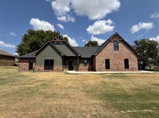 33 Wilderness Rd N, Calera, OK 74730