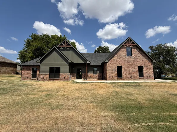 33 Wilderness Rd N, Calera, OK 74730