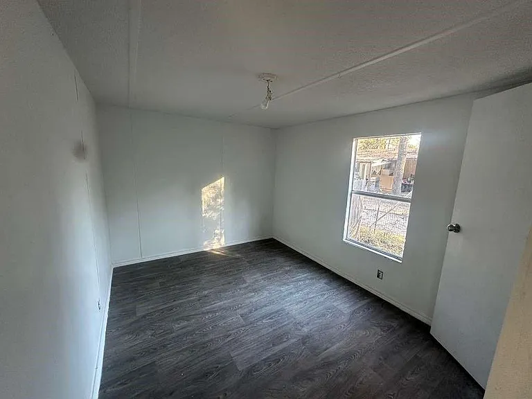 24304 Oak Run Run — Photo 4