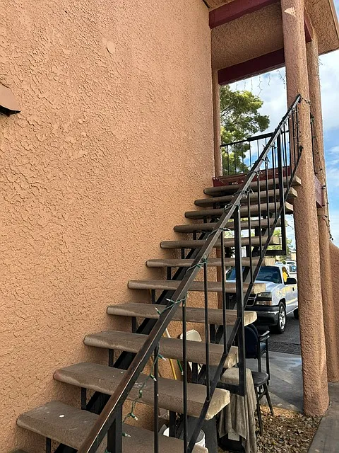 2 bed, 929 sqft, $1,200 — Photo 3