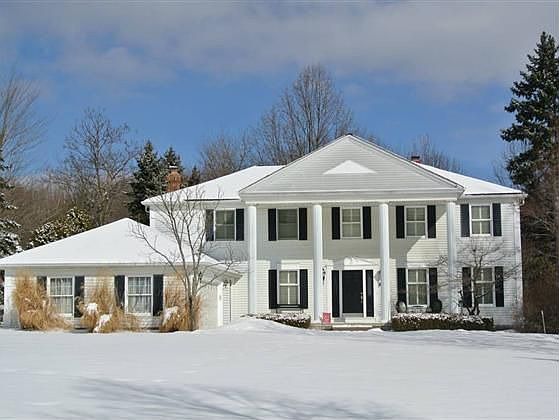 1st image of 7499 Old Quarry Ln