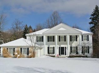 7499 Old Quarry Ln, Brecksville, OH