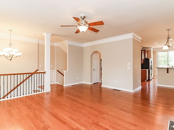 3rd image of 3442 Kiveton Dr