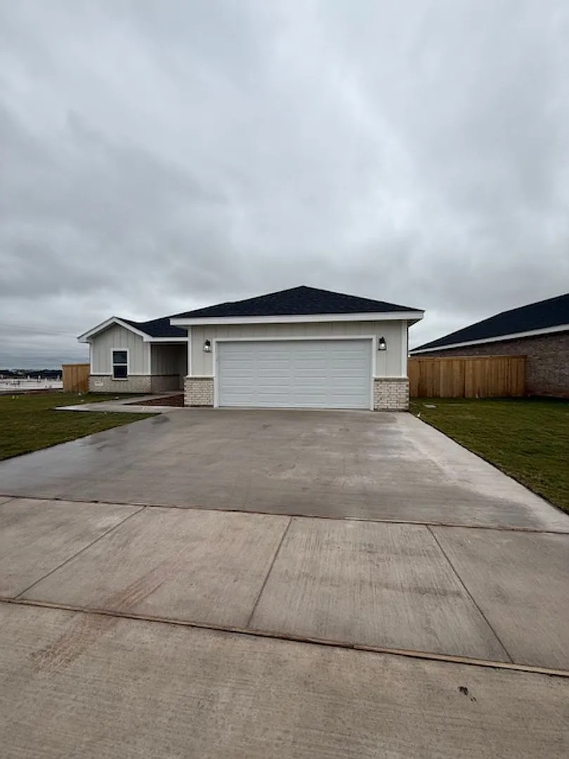 Building Photo - 7017 Glen Abbey Ct