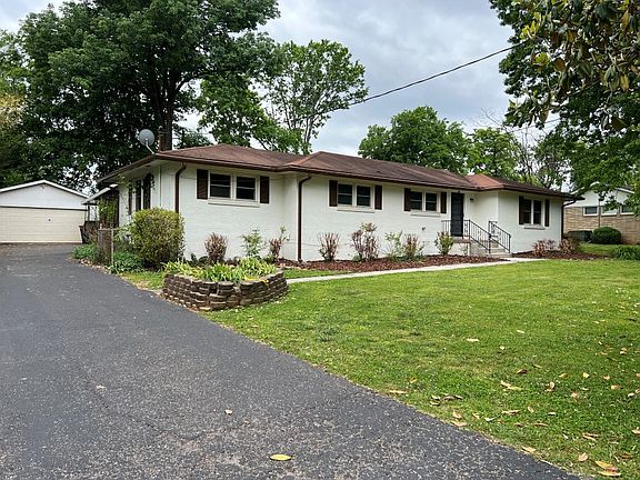2nd image of 703 Woodmont Dr