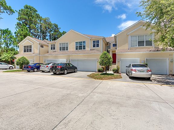 3rd image of 6219 Rosefinch Ct #102