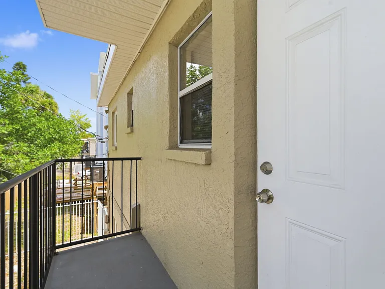1799 Russell St S #3 — Photo 25