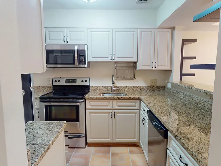 10823 Hampton Mill Ter #320 — Photo 3