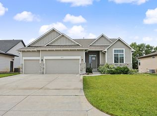3817 N Estancia Ct, Wichita, KS 67205