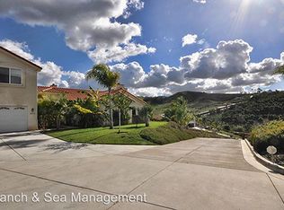 29779 Reza Ct, Vista, CA 92084