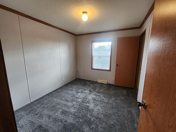 5th image of 3434 Kipling Rd