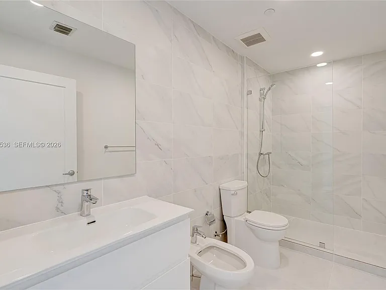 816 84th St #2 — Photo 25