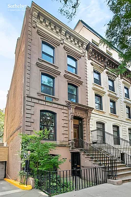 Sold by Sotheby's International Realty | media 26