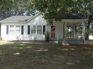 212 D Mathis Dr, Rutherfordton, NC 28139